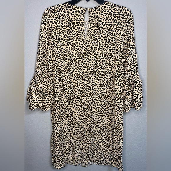 H&M : Leopard Shift Dress - Picture 9 of 9